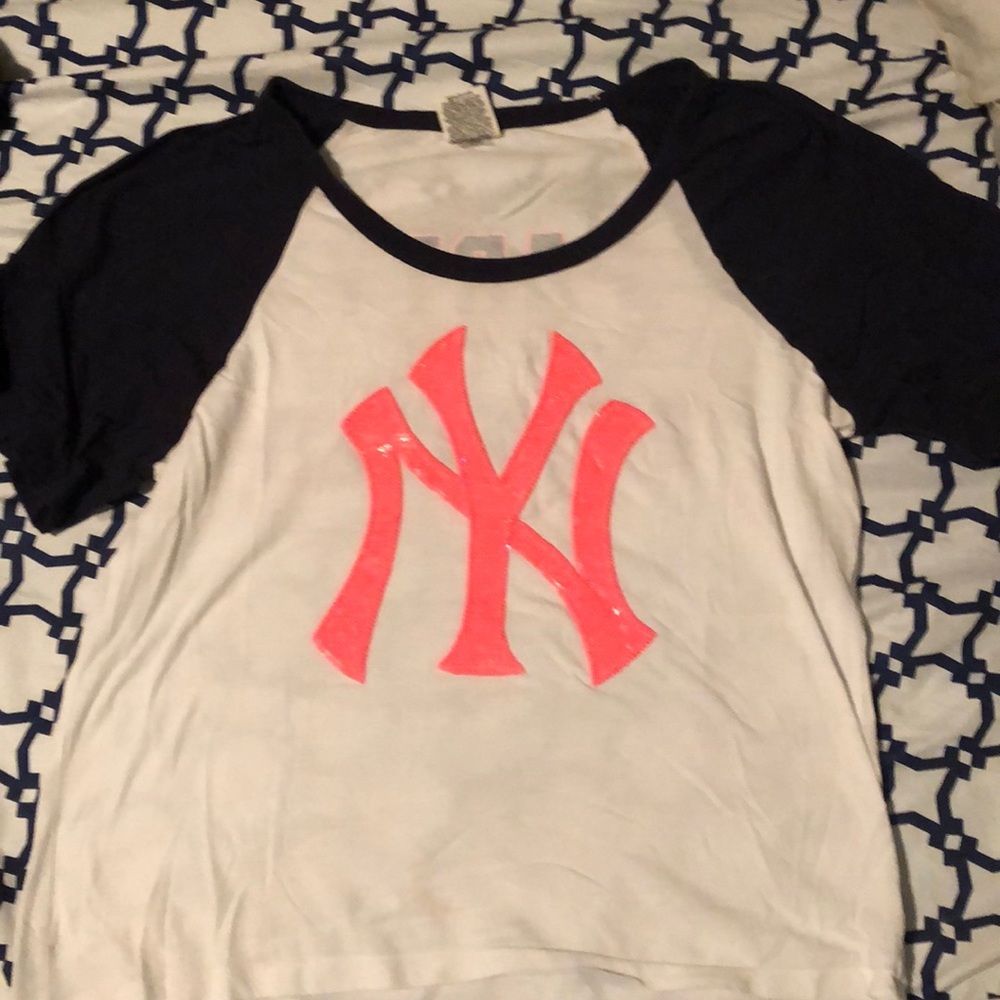 Victoria secret ny Yankees shirt